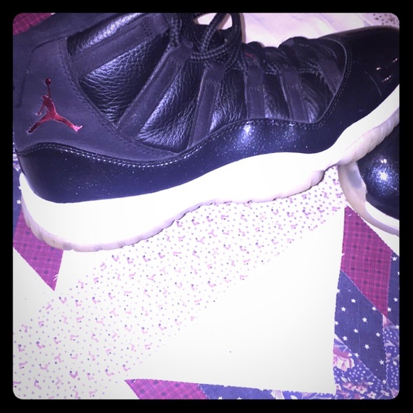 Jordan Other - Nike Air Jordan 11 Retro 72-10 Breds